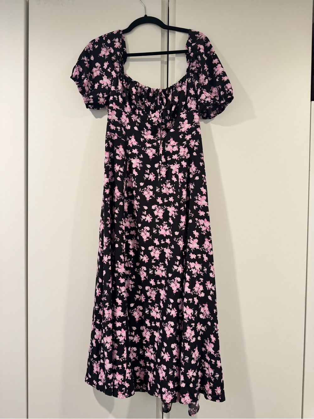 Black and Pink Floral Puff Sleeve Maxi Dress